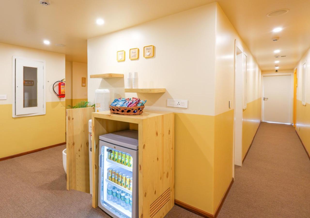 Bloom Hotel - Golf Course Road, Sector 43 Гургаон Екстериор снимка